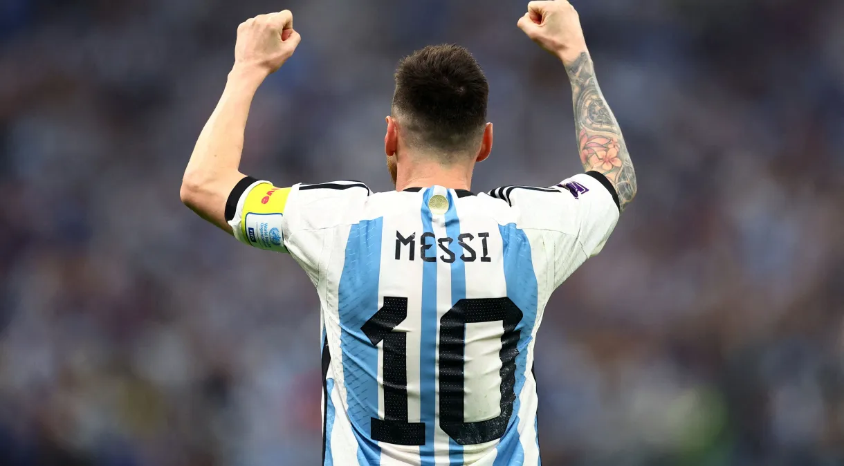 Lionel Messi com a camisa argentina